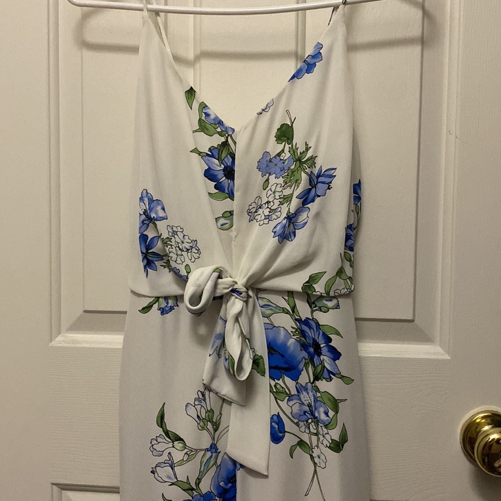 Only Worn Once! Spring Time Staple! - image 2